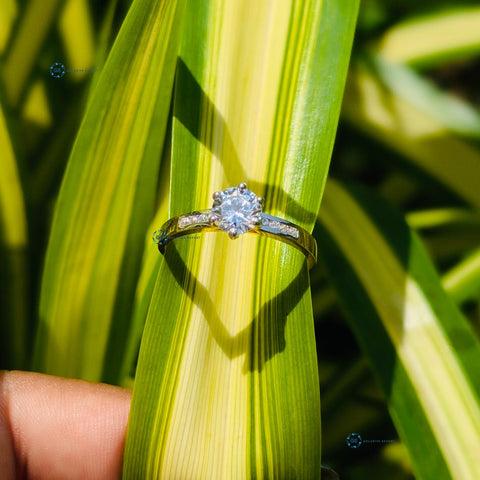 Lab Grown Round Cut Yellow Gold Wedding Ring