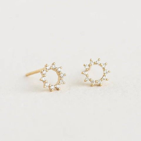 Round Shape Moissanite Diamond Round Cut Stud Earring For Women