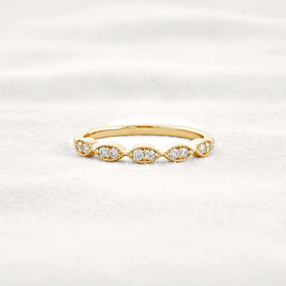 Round Cut Moissnaite Art Deco Wedding Band
