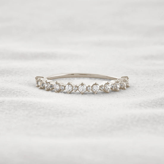 D Color Moissnaite Round Cut Half Eternity Band