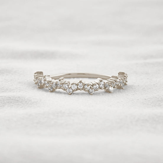 Moissanite Crown Style Round Cut Band