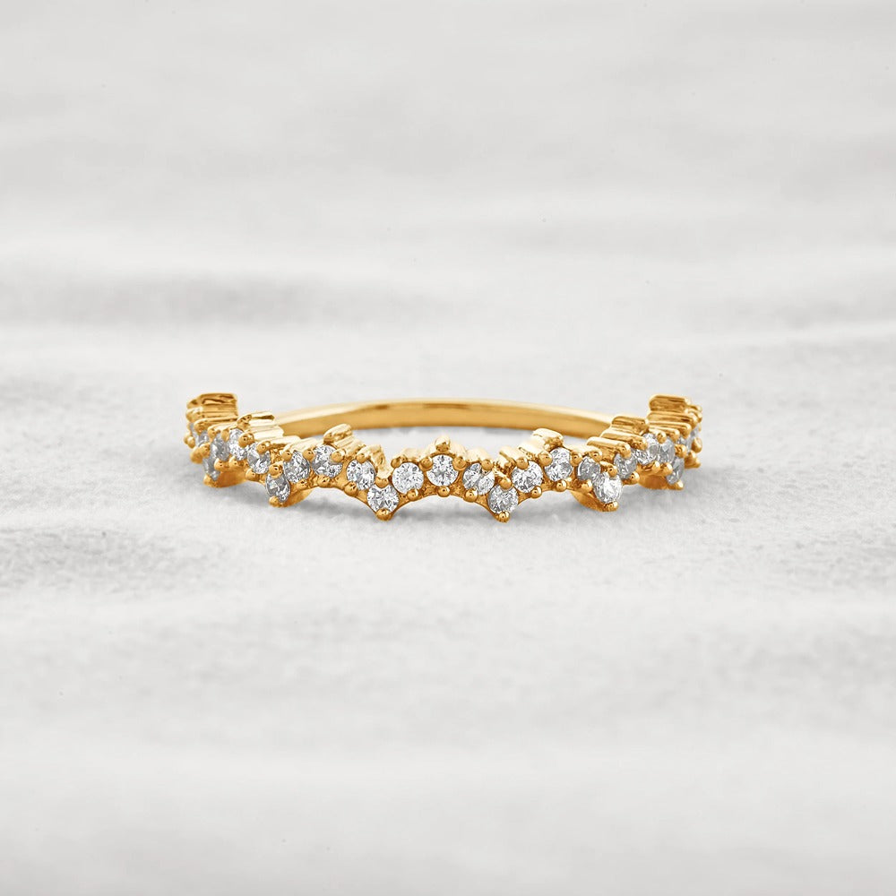Moissanite Crown Style Round Cut Band