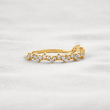 Moissanite Crown Style Round Cut Band