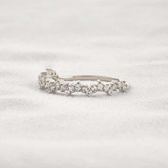 Moissanite Crown Style Round Cut Band