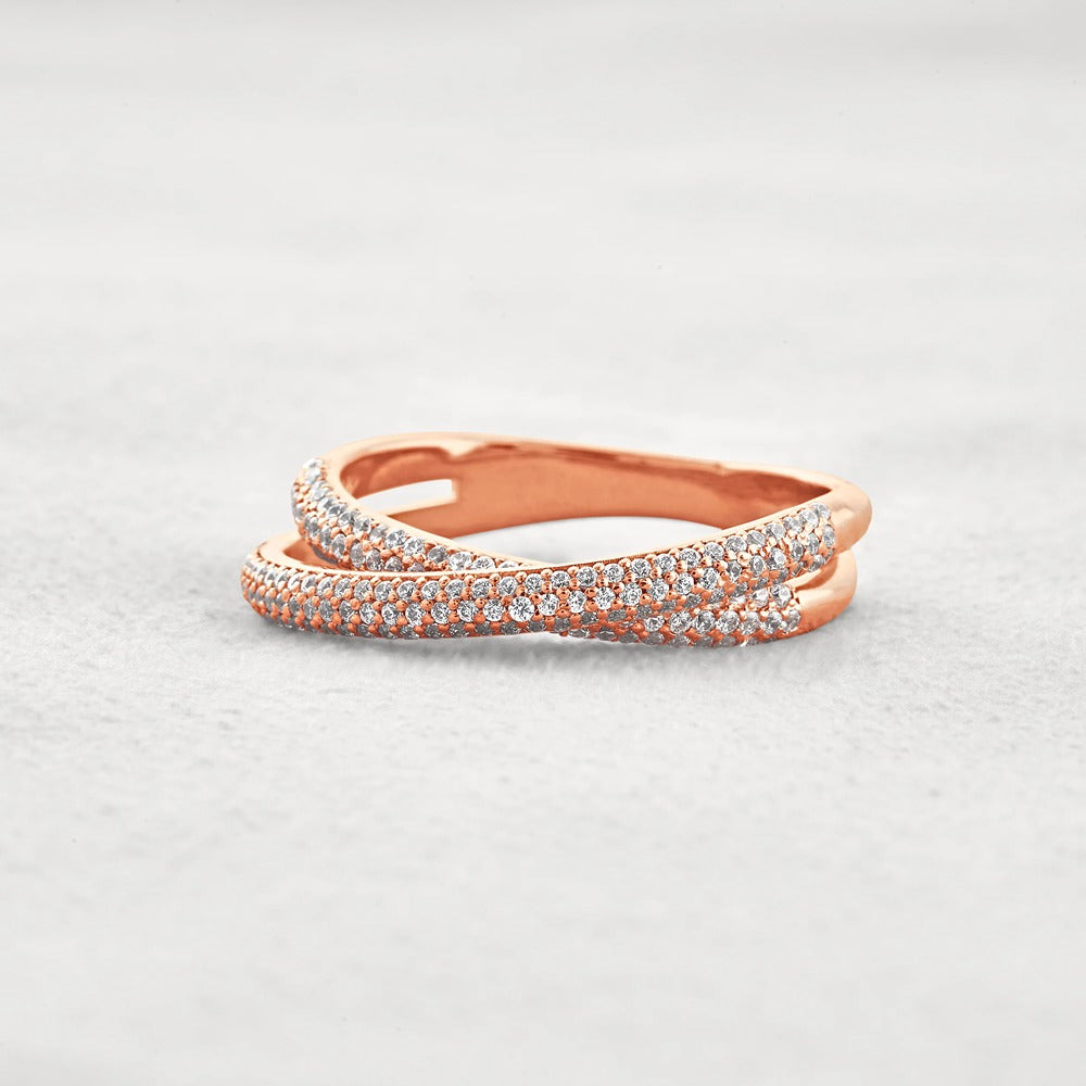 Colorless Moissnaite Criss Cross Round Cut Band For Her