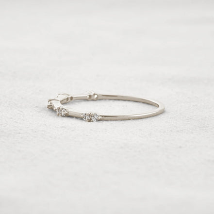 Unique Style Round Cut Moissnaite Diamond Wedding Band