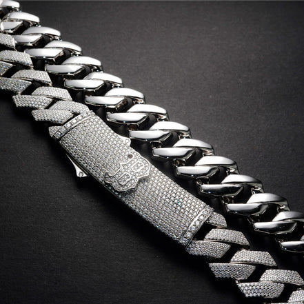 Moissnite Diamond Customize Latter Cuban Link Chain