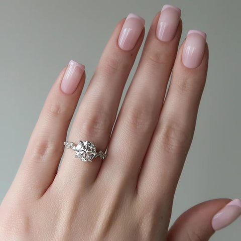 VVS1 Moissanite Round Cut Cluster Hidden Accent Ring