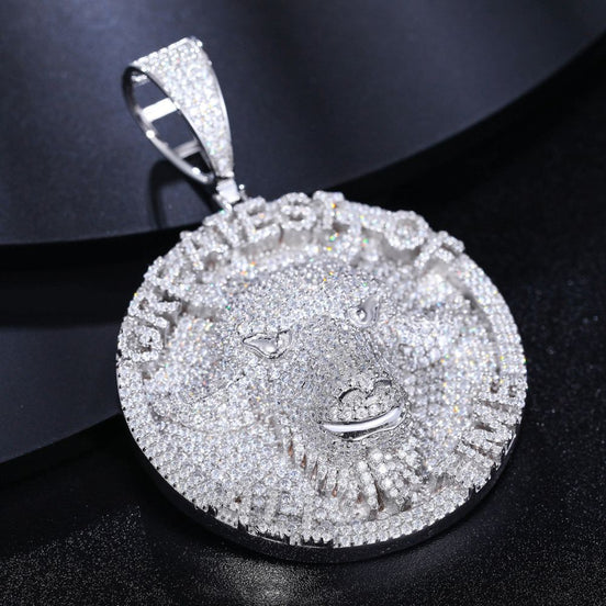 VVS1 Clarity Moissanite Diamond Stylish Wear Pendant
