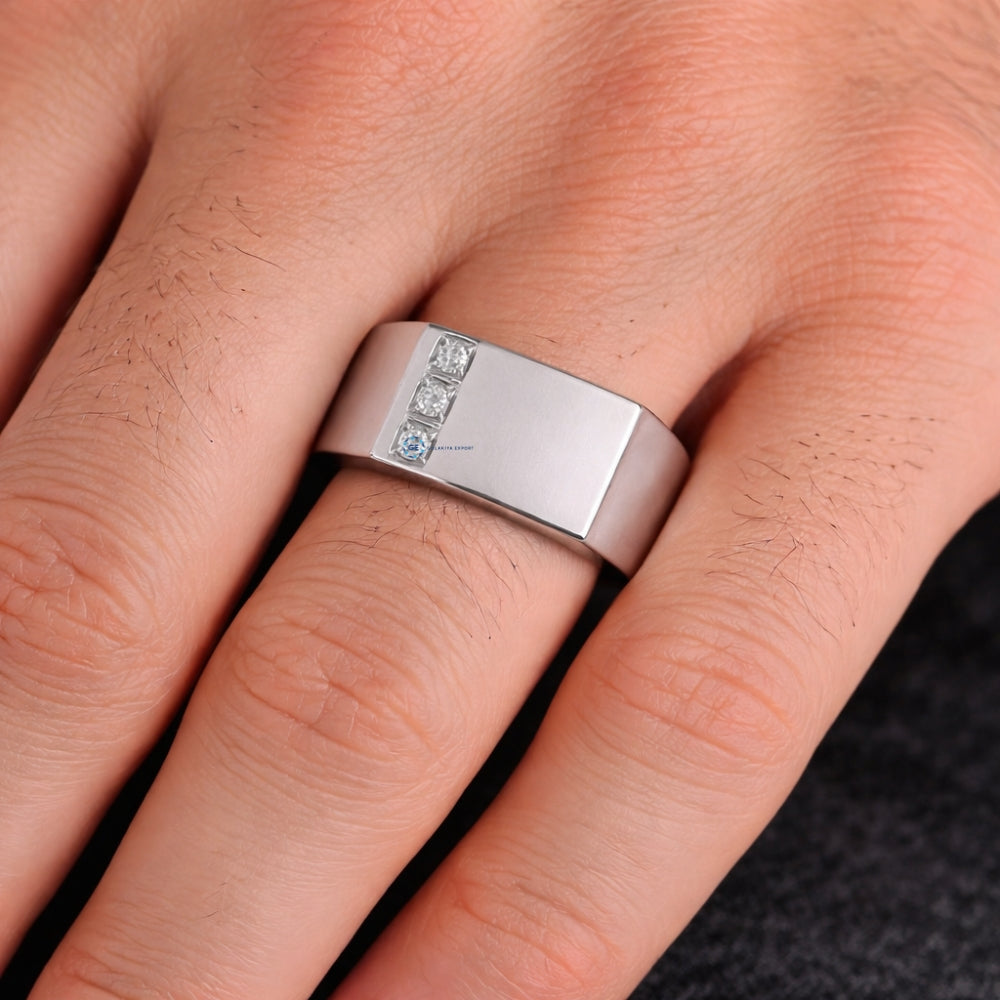 Luxury Moissanite Round Cut Signet Ring For Men's