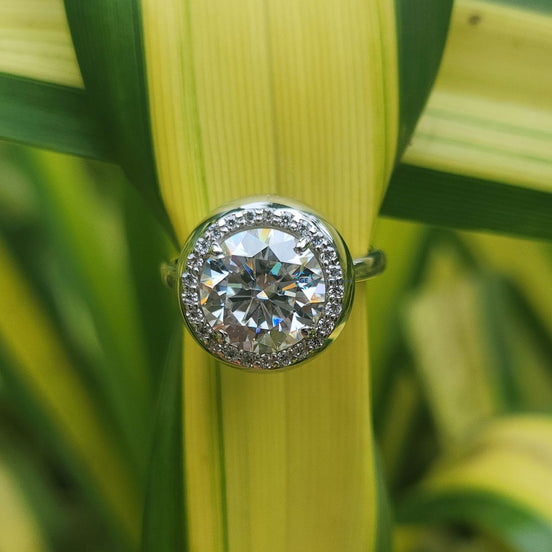 Round Cut Lab Grown Diamond Halo Engagement Ring