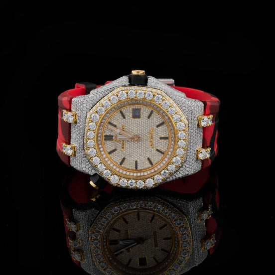 Elegant Stylish Moissanite Rubber Strap Watch