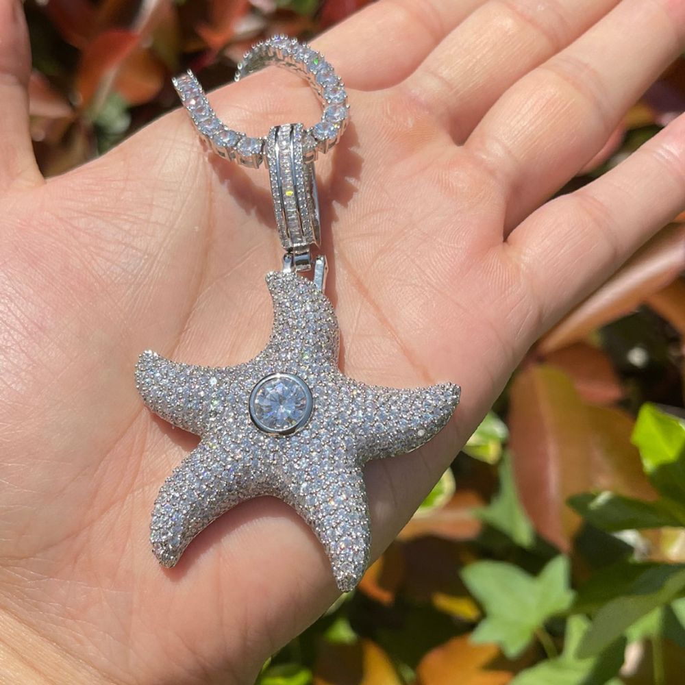 Mossanite Center Stone Superstar Starfish Flooded Ice Streetwear Pendant