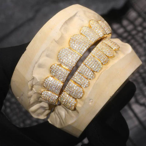 Yellow Gold Pated D Color Iced Out Stylish Grillz