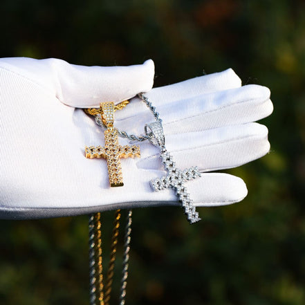 Hip Hop Iced Out Cross Moissanite Pendant