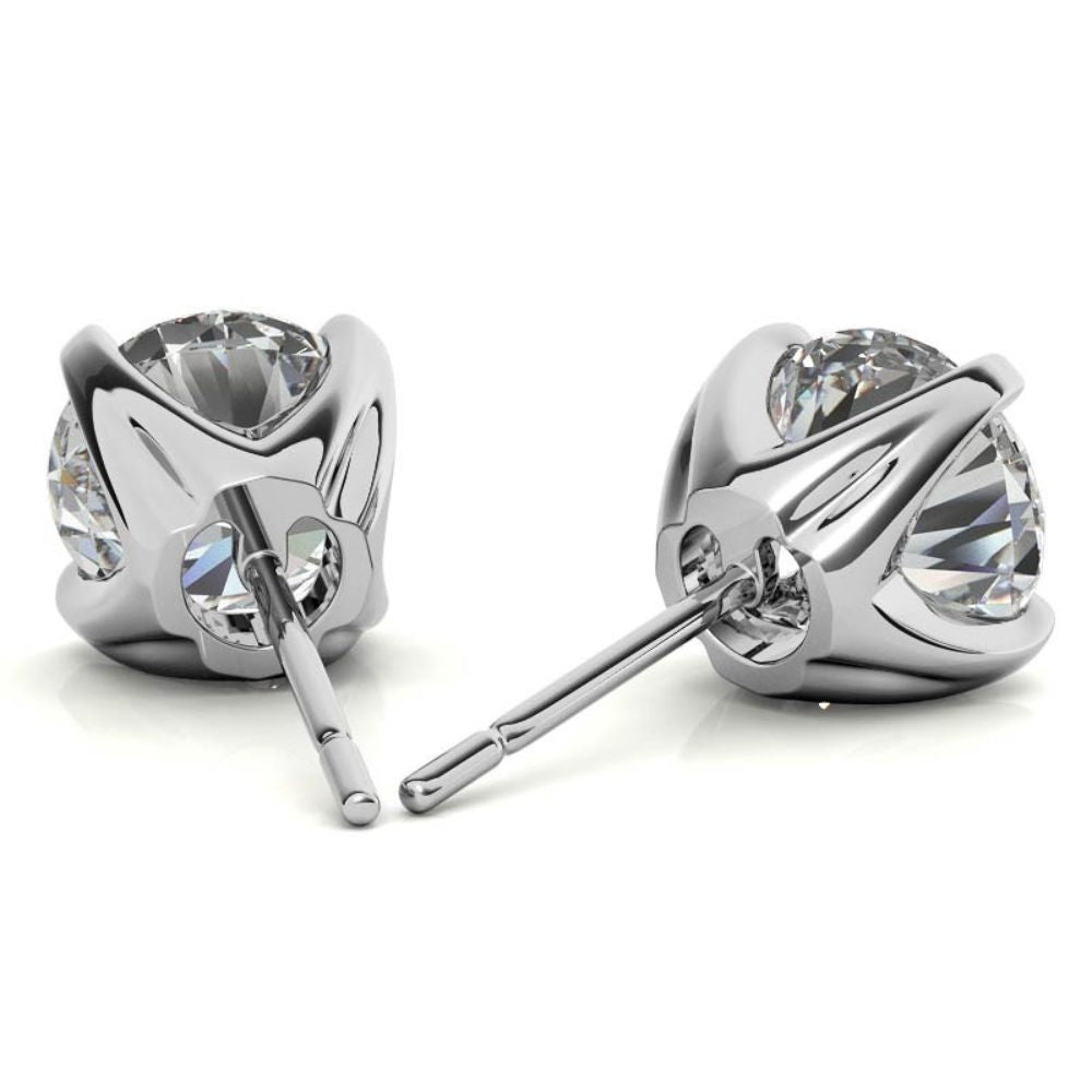 Classic 4 Prong Round Moissanite Stud Earrings