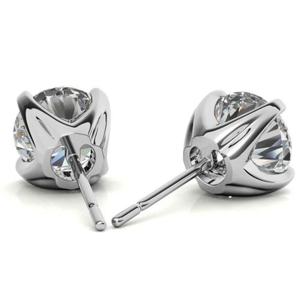 Classic 4 Prong Round Moissanite Stud Earrings