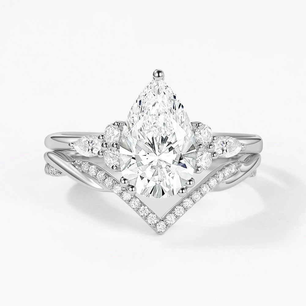 Seven Stone Pear Cut Moissnaite Diamond Ring Set For Bride