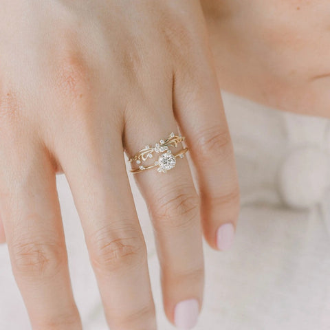 VVS1 Round Cut Moissanite Art Deco Proposal Ring