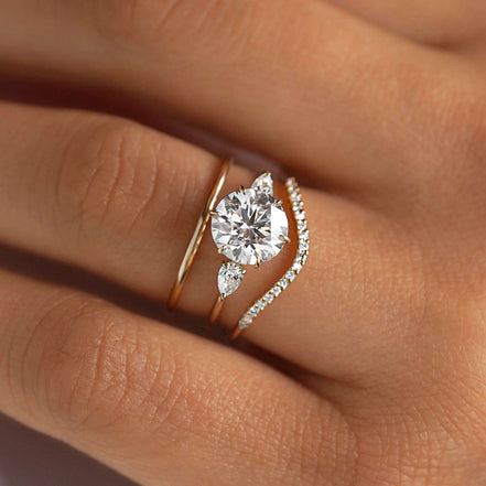 Moissanite Round Cut Curved Eternity Band