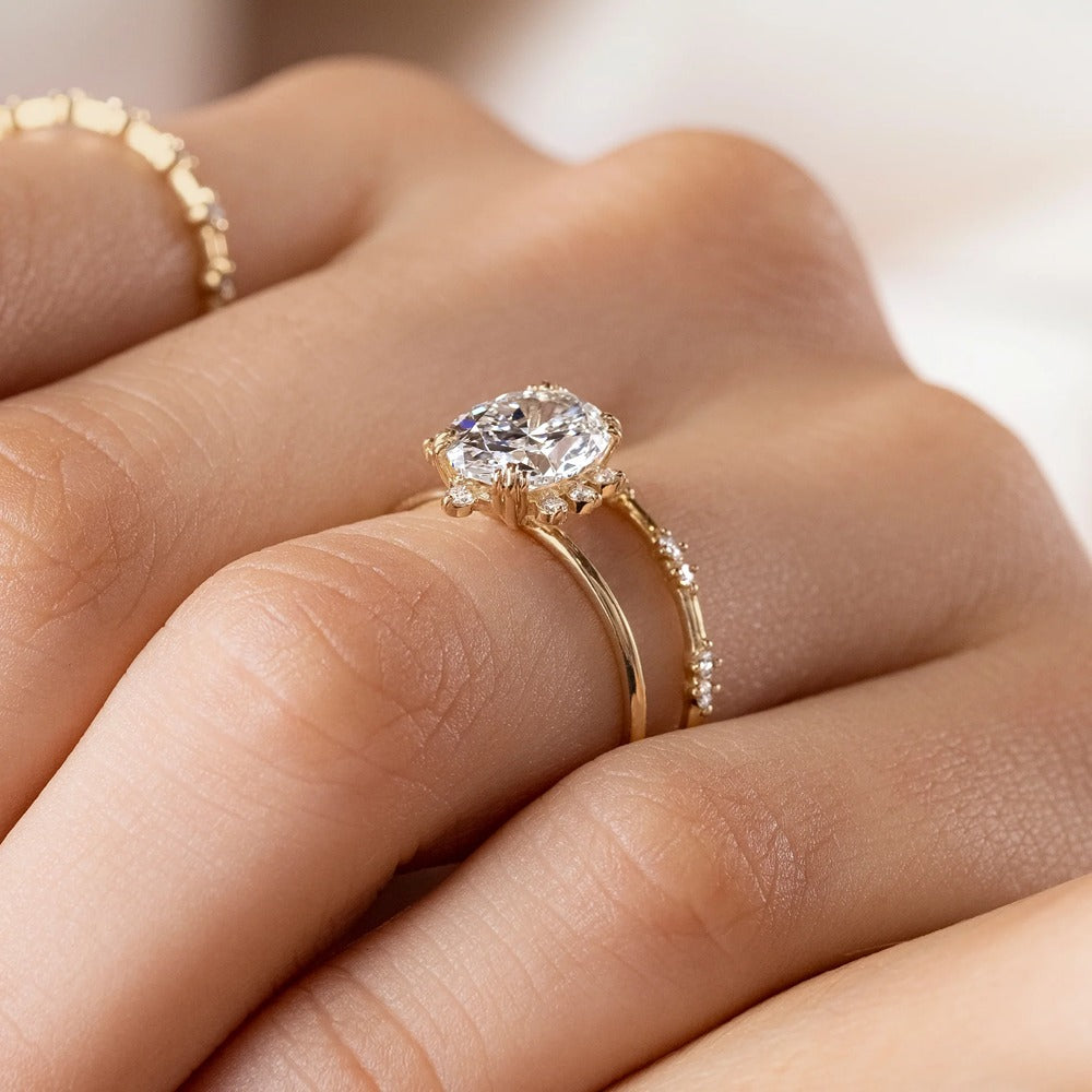 Oval Cut Floral Halo Moissanite Wedding Proposal Ring