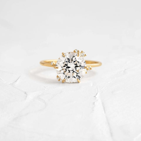 Round Cut Vintage Moissanite Engagement Wedding Ring