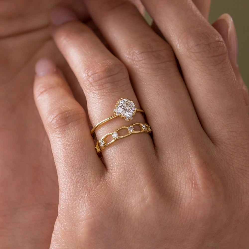 Round Cut Halo Moissanite Engagement Ring