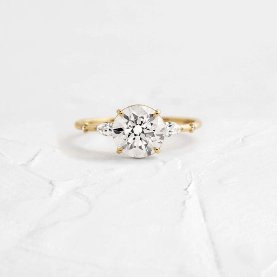VVS1 Moissanite Round Cut Cluster Engagement Ring