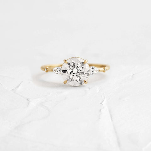 VVS1 Moissanite Round Cut Cluster Engagement Ring