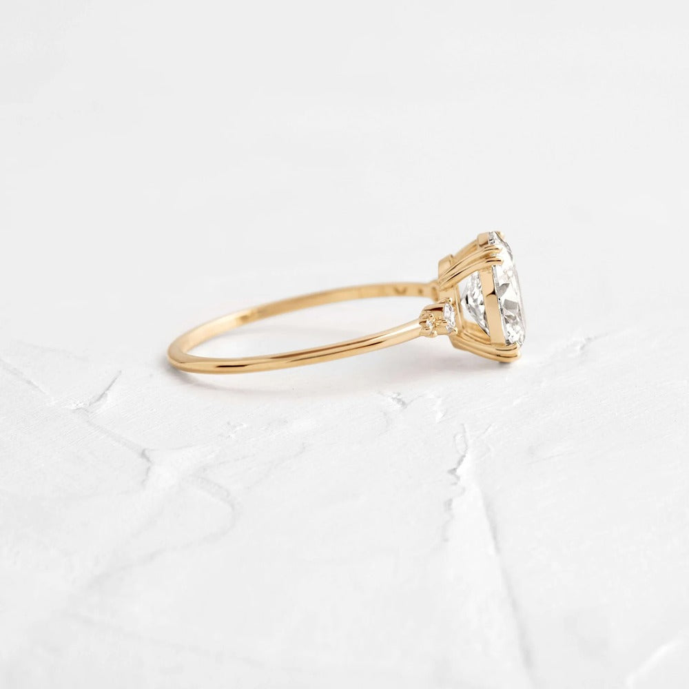 Oval Cut Five Stone Moissanite Engagement Ring