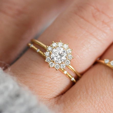 Moissanite Round Cut Floral Halo Wedding Proposal Ring