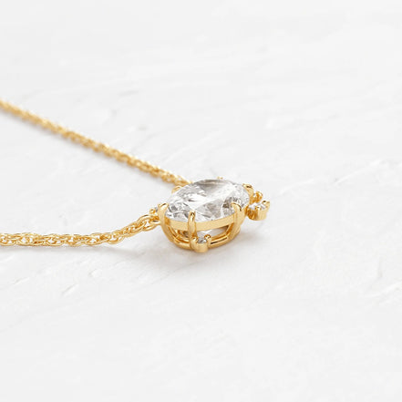 Moissanite VVS1 Oval Cut Unique Style Pendant