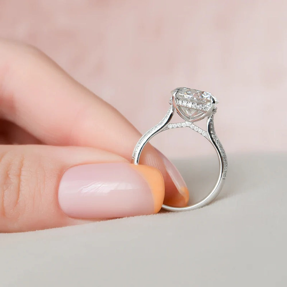 Knife Shank Round Cut Moissanite Engagement Ring