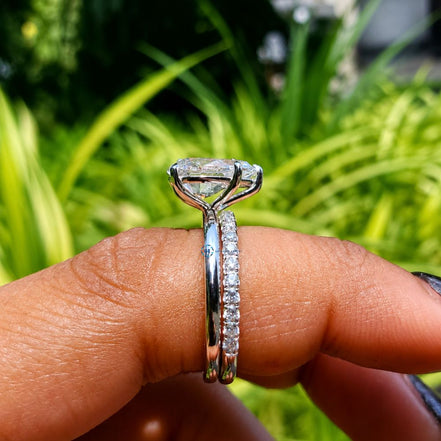 2 Carat Pear Cut Lab Grown Diamond Solitaire Wedding Ring Set
