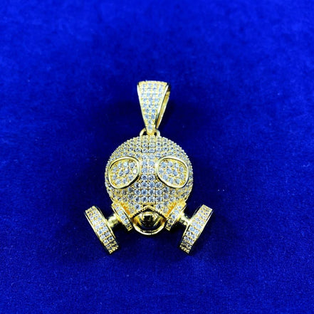 Men's Iced Out Moissanite Hip Hop Skull Gas Mask Pendant