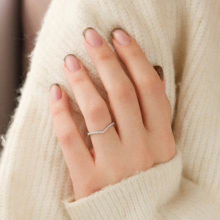 Round Cut Moissanite Diamond Chevron Style Wedding Band