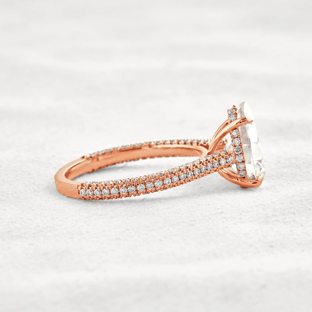 VVS1 Clarity Pear Cut Moissanite Pave Set Engagement Ring