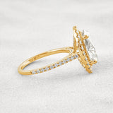 Oval Cut Halo Moissnaite Wedding Ring