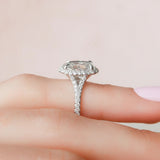 Split Shank Colorless Moissnaite Oval Cut Wedding Ring