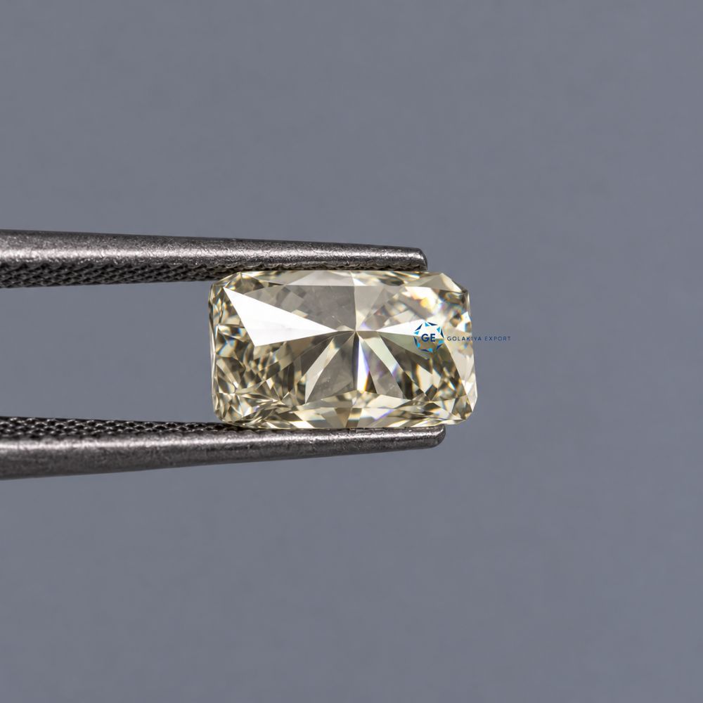 IGI Certified Radiant Cut Lab Grown Diamond, CVD Diamond For Jewelry Making
