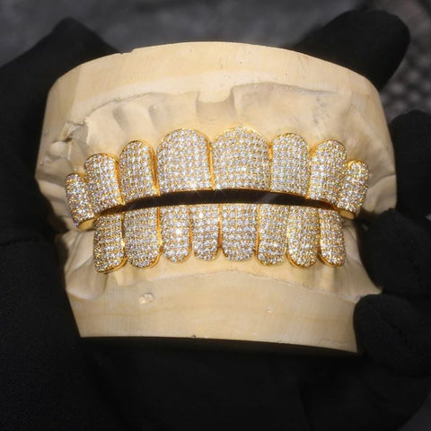 Yellow Gold Pated D Color Iced Out Stylish Grillz