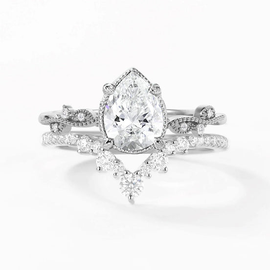 Art Deco Pear Cut VVS1 Moissanite Wedding Ring Set