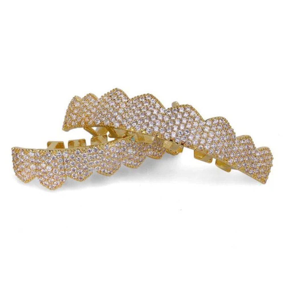 Iced Out Colorless Moissanite Sharp Teeth Grillz
