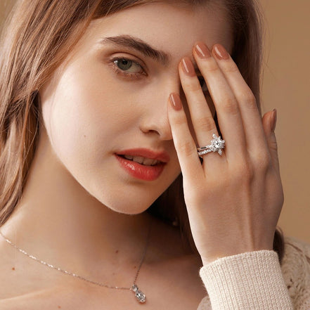 Round Cut Floral Vintage Halo Bridal Ring Set Gift For Her