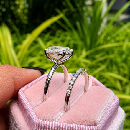2 Carat Pear Cut Lab Grown Diamond Solitaire Wedding Ring Set