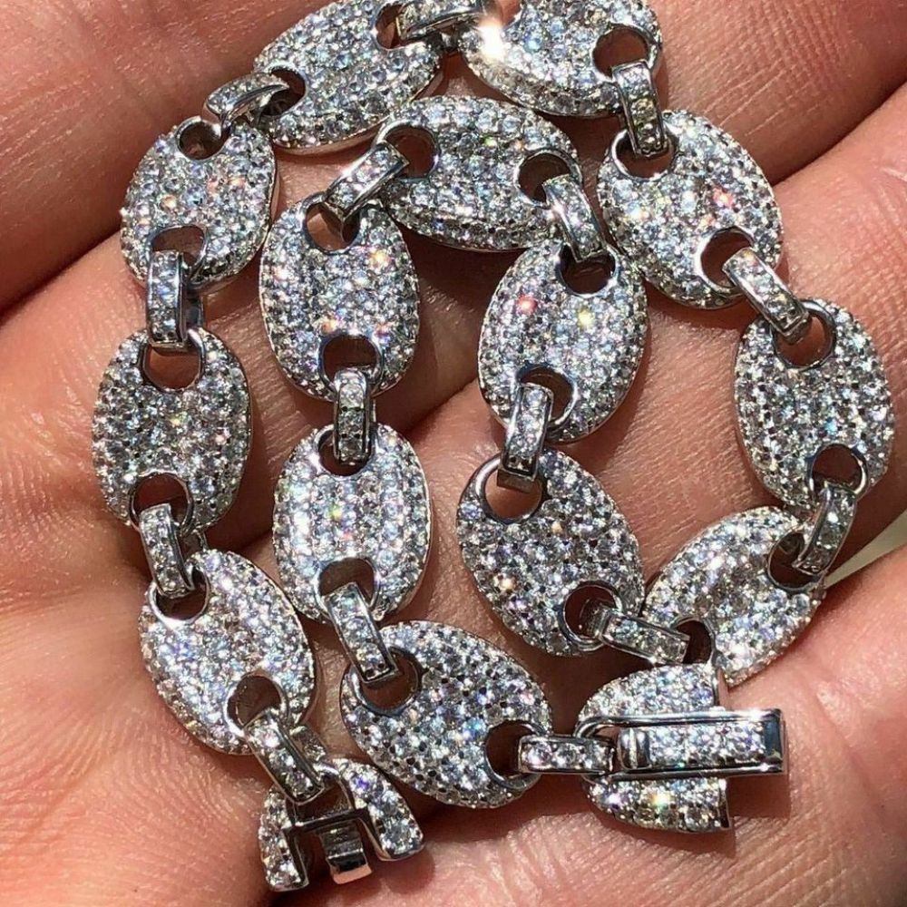 Puffed Mariner Link Moissanite Diamond Bracelet