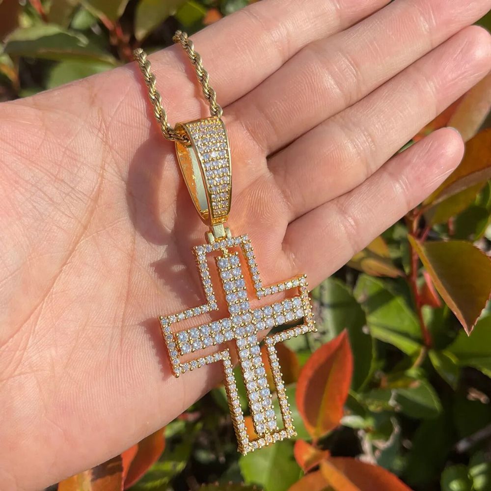 Moissanite Pendant Iced Out Hollow Cross Pendant For Men's