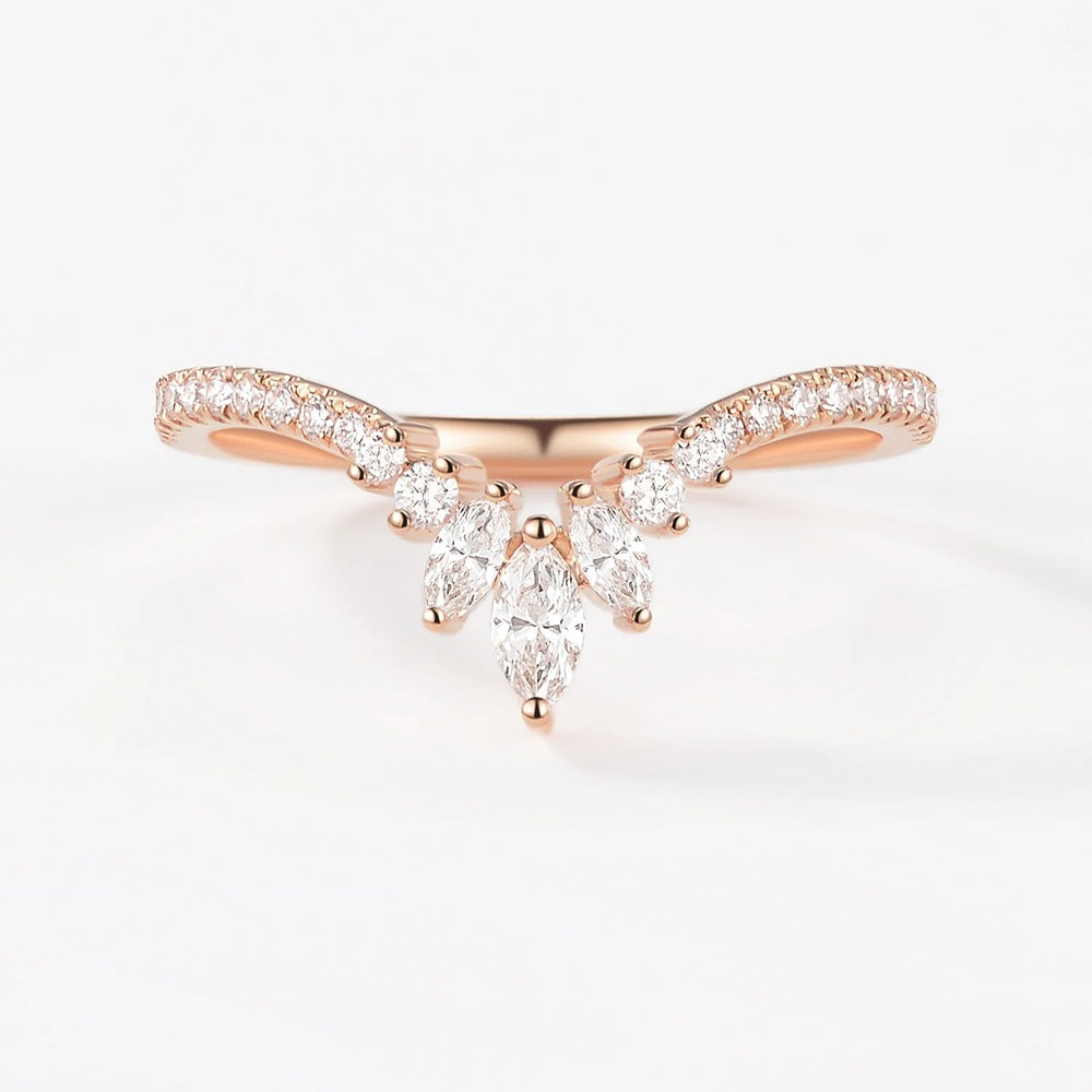 D Color Moissanite Round Cut Wedding Proposal Band For Her
