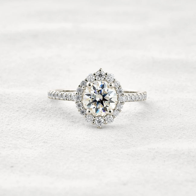 D Color Round Cut Moissanite Halo Engagement Wedding Ring