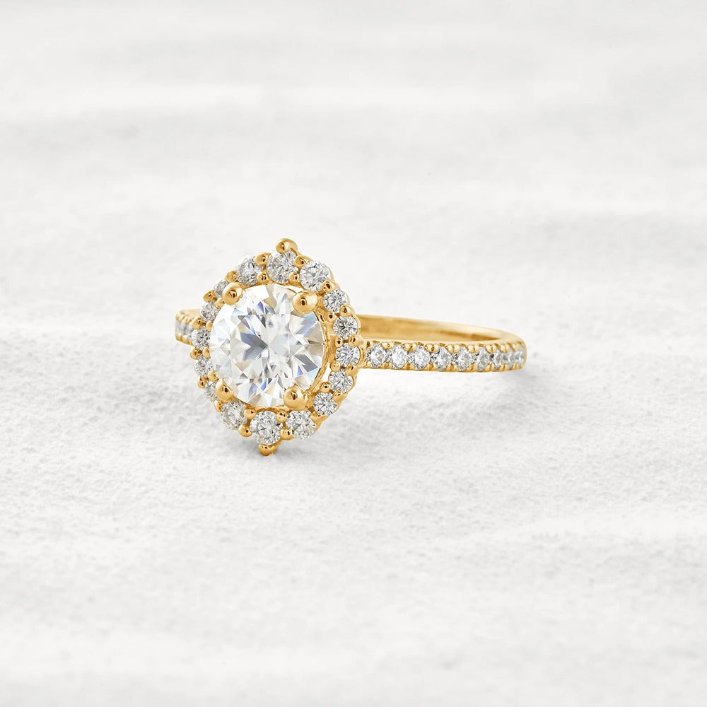 D Color Round Cut Moissanite Halo Engagement Wedding Ring
